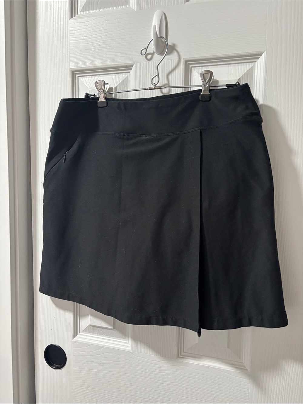 LL Bean Black Mini Skort with Front Pleat